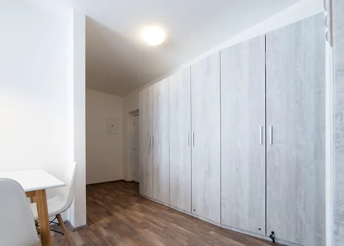 Myapartment In The Center Διαμέρισμα Τσέσκε Μπουντεγιόβιτσε